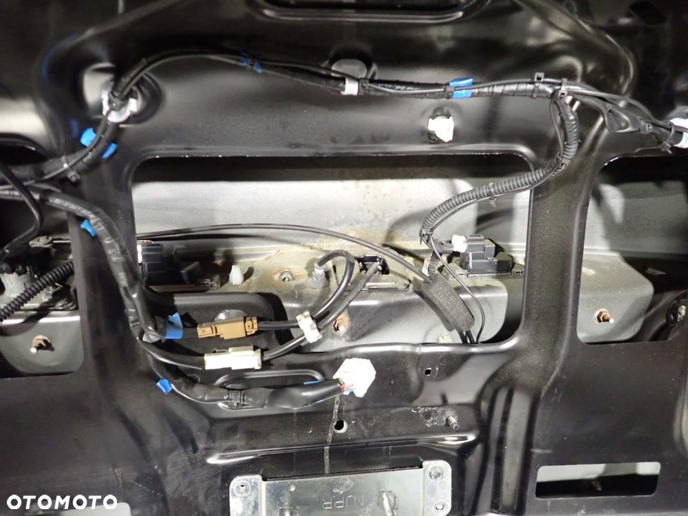 KLAPA TYŁ BAGAŻNIKA INFINITI M37X KOL: GAC - 23