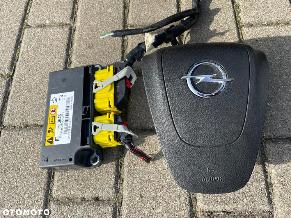 DESKA ROZDZIELCZA KONSOLA KOKPIT AIRBAG PODUSZKI OPEL INSIGNIA A 08-13 EUROPA - 7