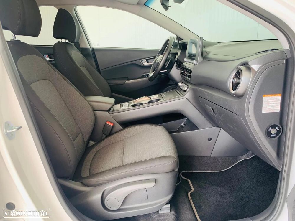Hyundai Kauai 48.6 kWh Premium - 37