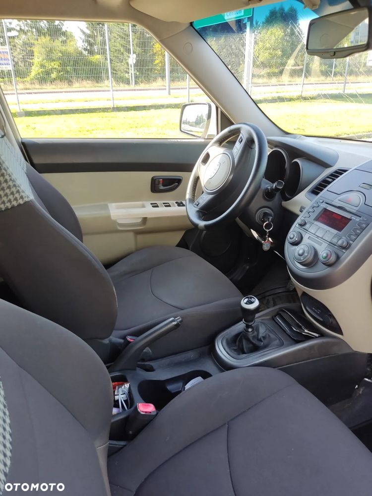 Kia Soul 1.6 CRDi L EU5 - 5
