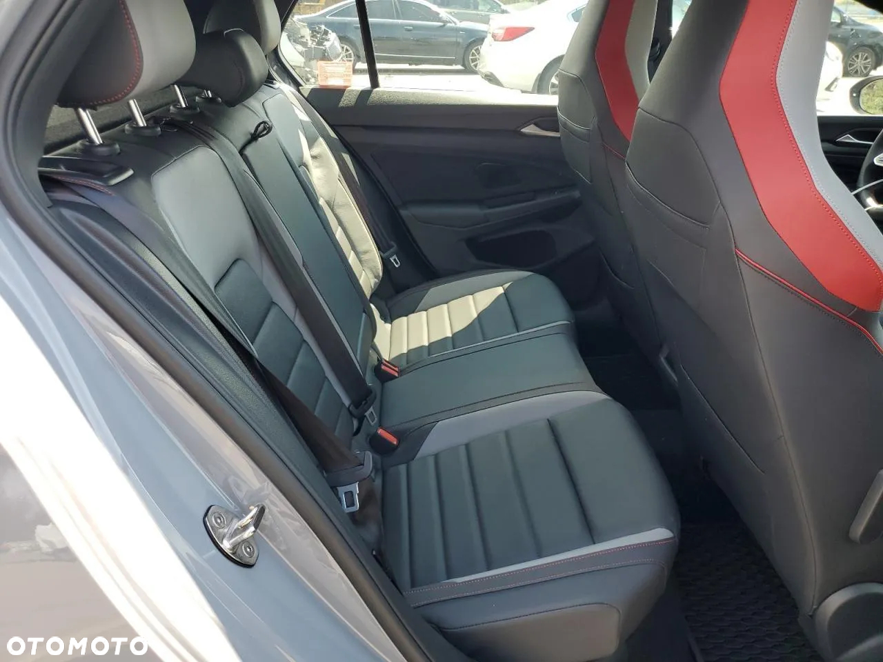 Volkswagen Golf VIII 2.0 TSI GTI DSG - 10