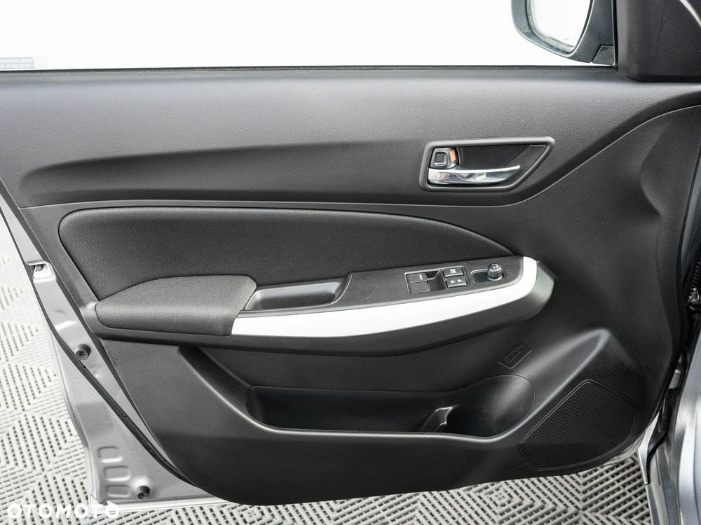 Suzuki Swift - 9