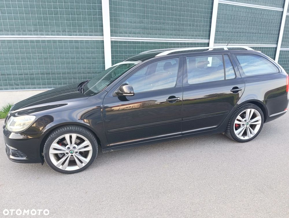 Skoda Octavia 2.0 TDI DPF RS - 9
