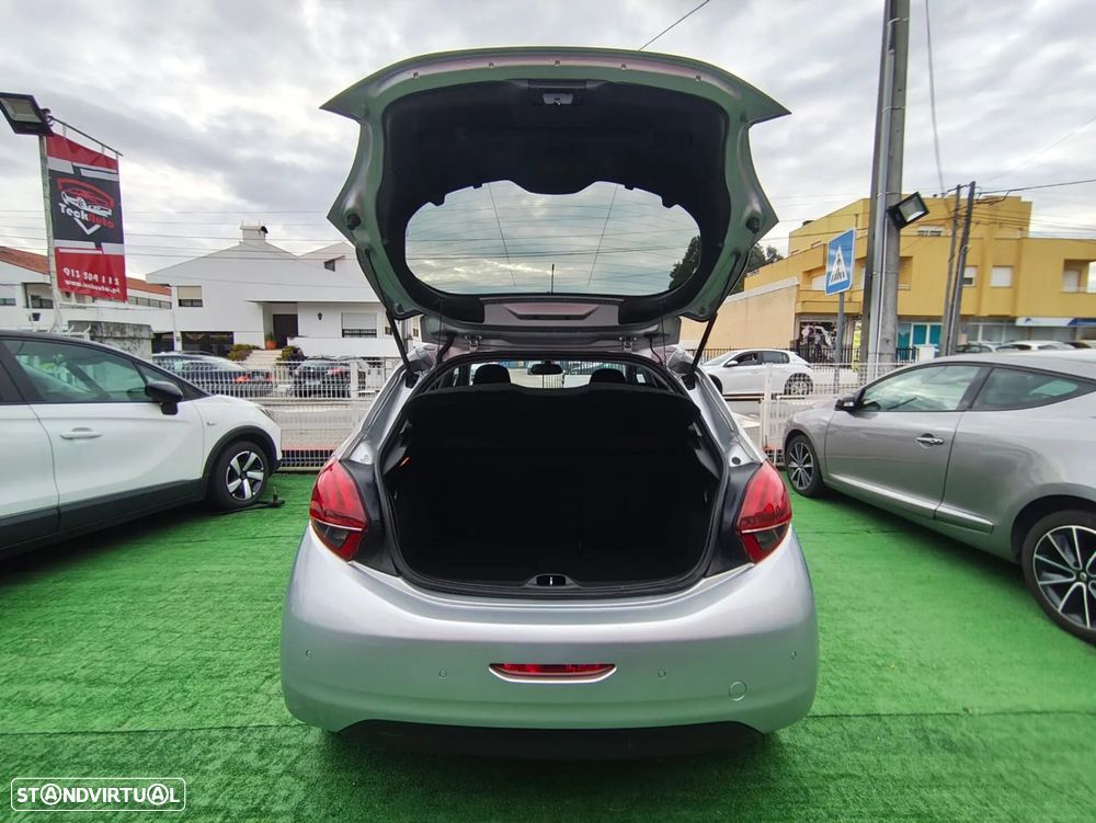Peugeot 208 1.6 BlueHDi Style - 7