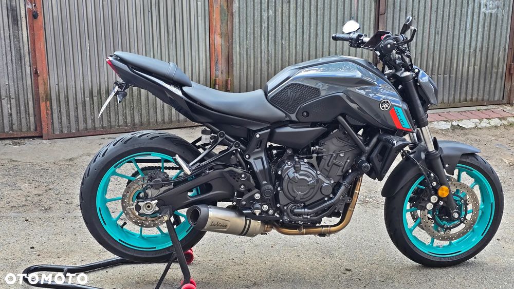 Yamaha MT - 8