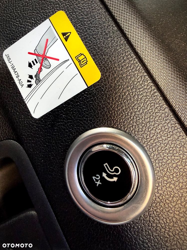 Ford Focus 1.5 EcoBlue Start-Stopp-System ST-LINE VIGNALE - 25