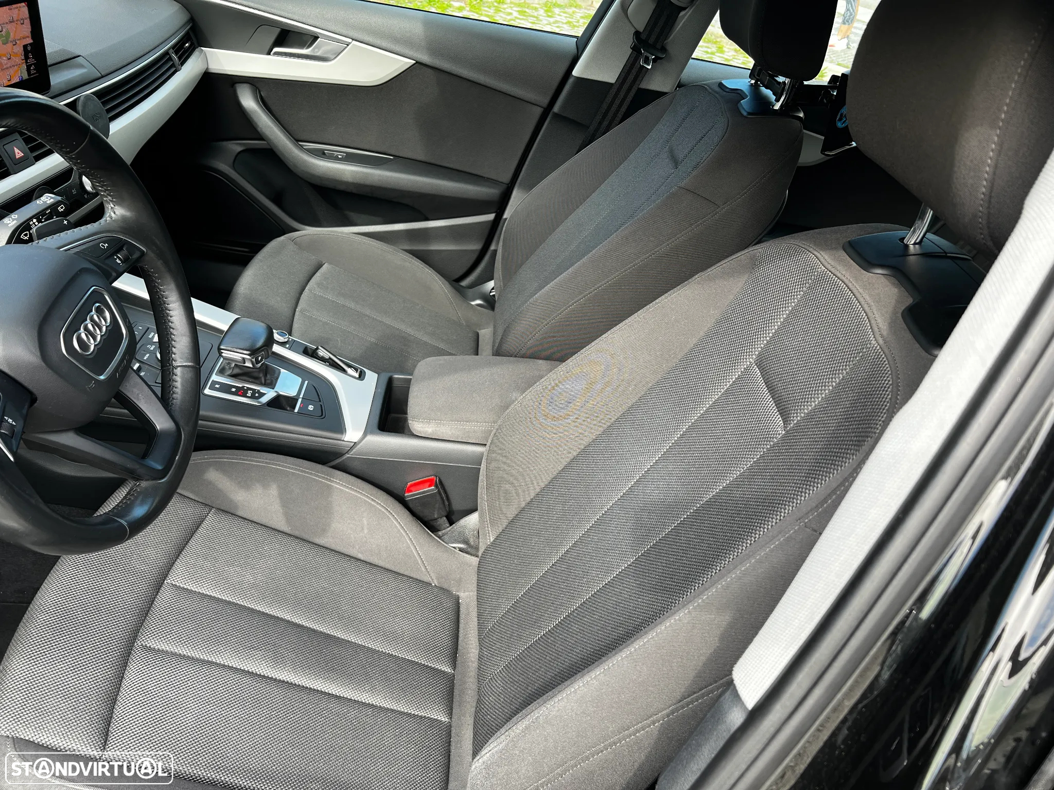 Audi A4 Avant 35 TDI Design S tronic - 11