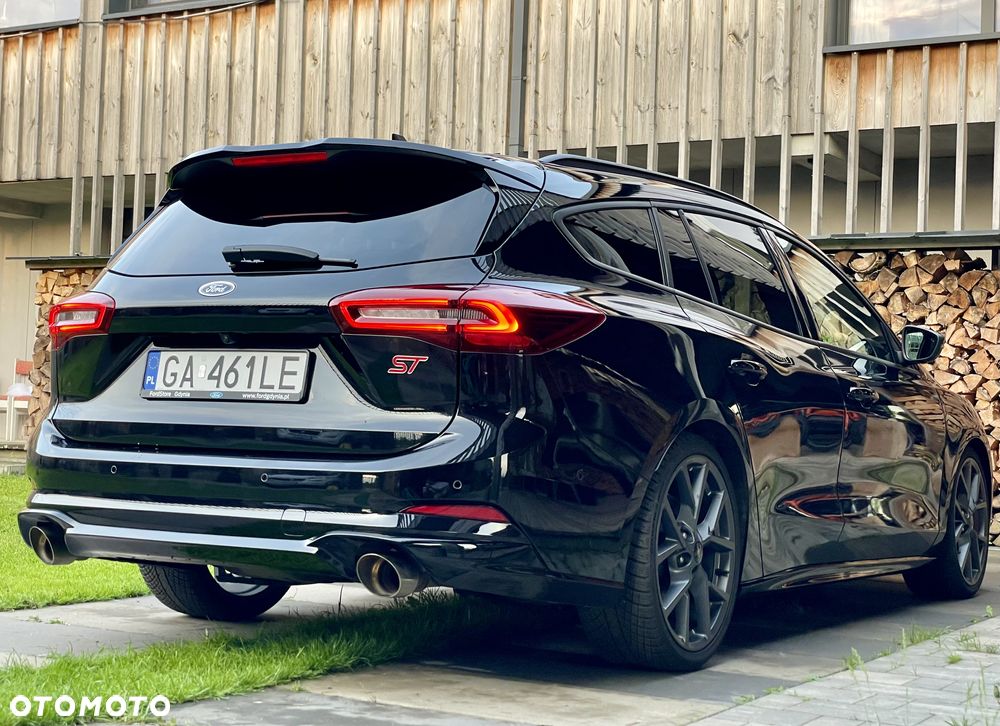 Ford Focus 2.3 EcoBoost ST X - 5