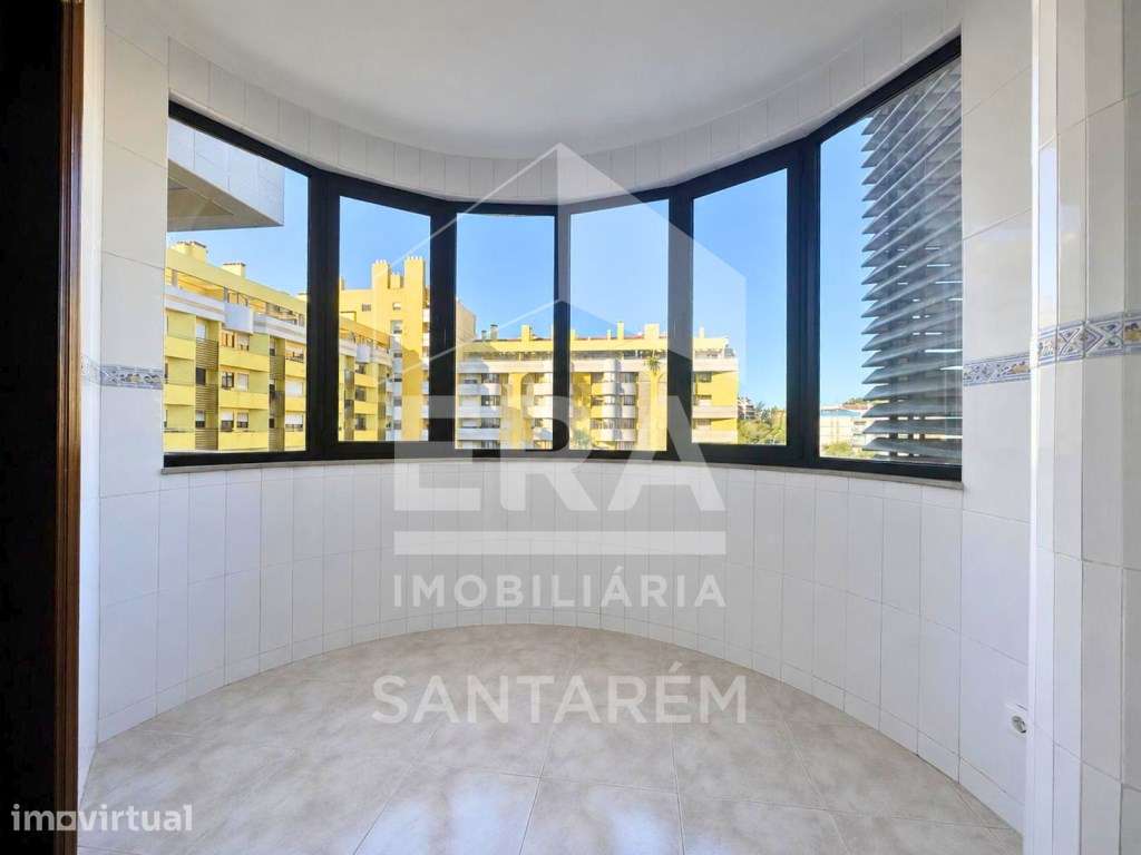 Apartamento T3 com varanda - Grande imagem: 4/17