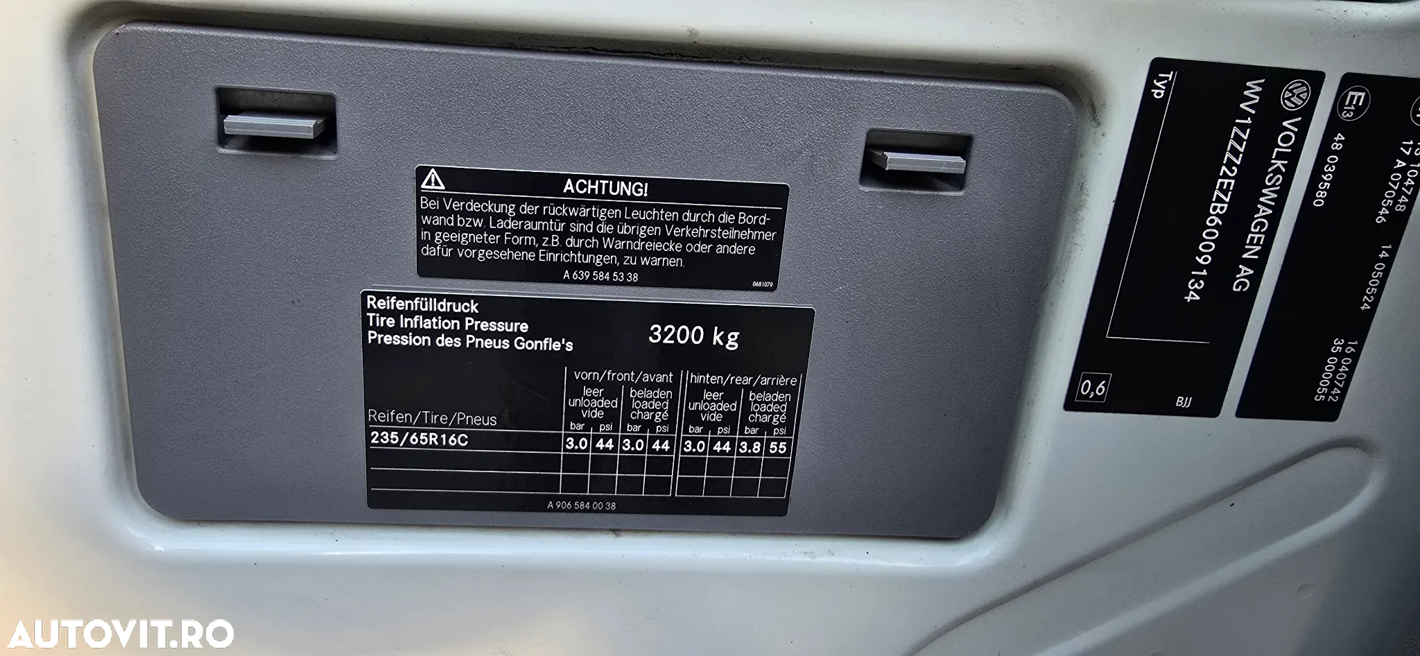 Volkswagen Crafter - 12
