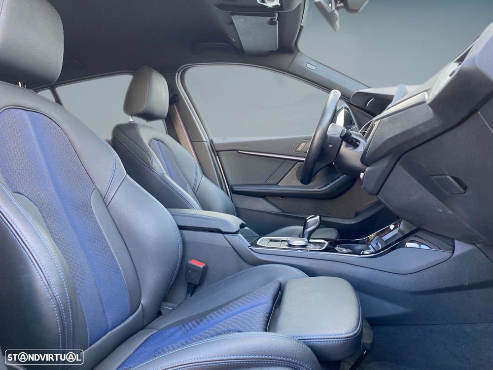 BMW 116 d Pack Desportivo M Auto - 15