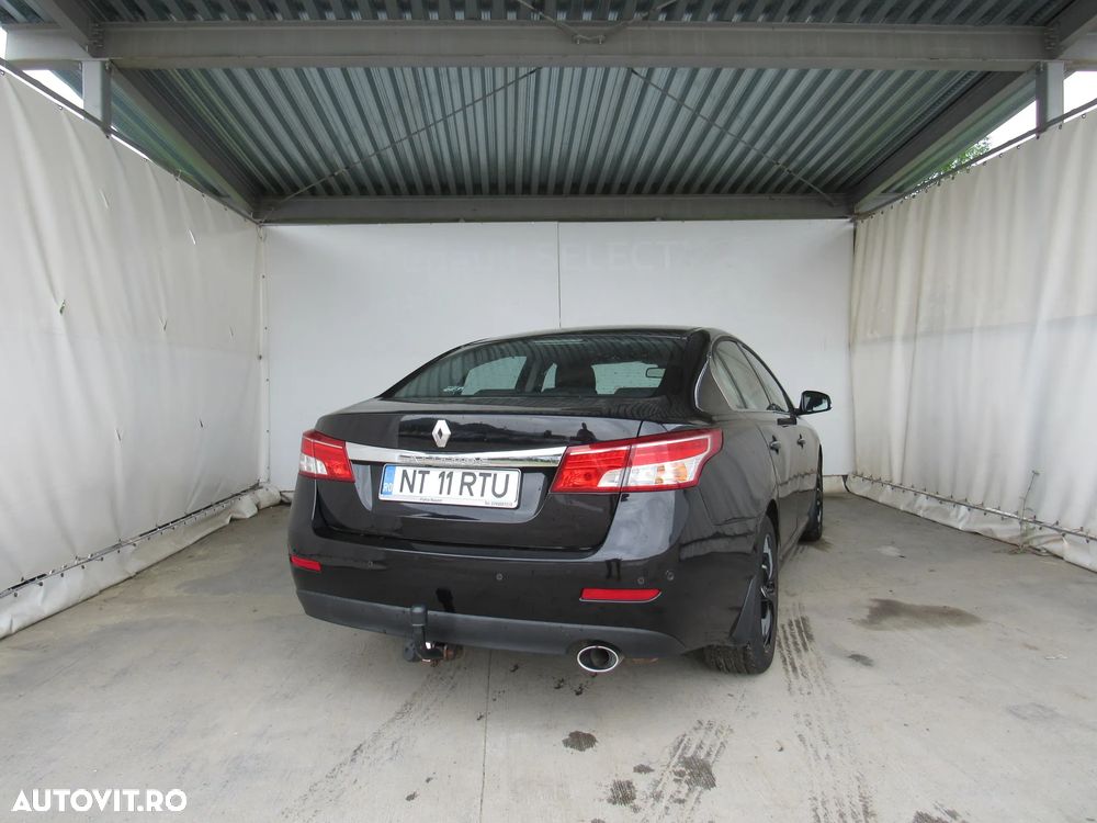 Renault Latitude - 3