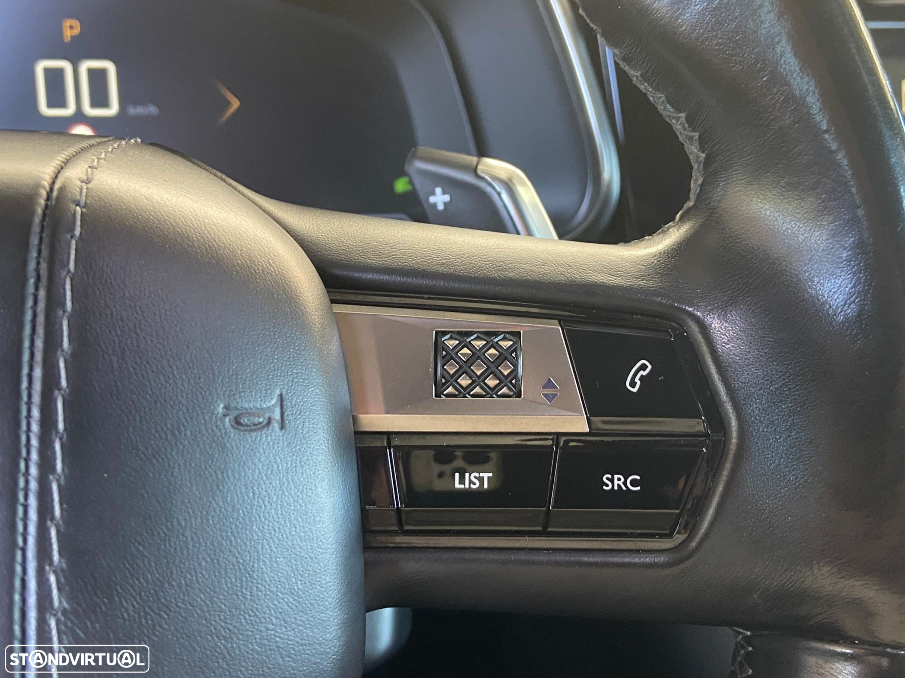 DS DS7 Crossback - 18