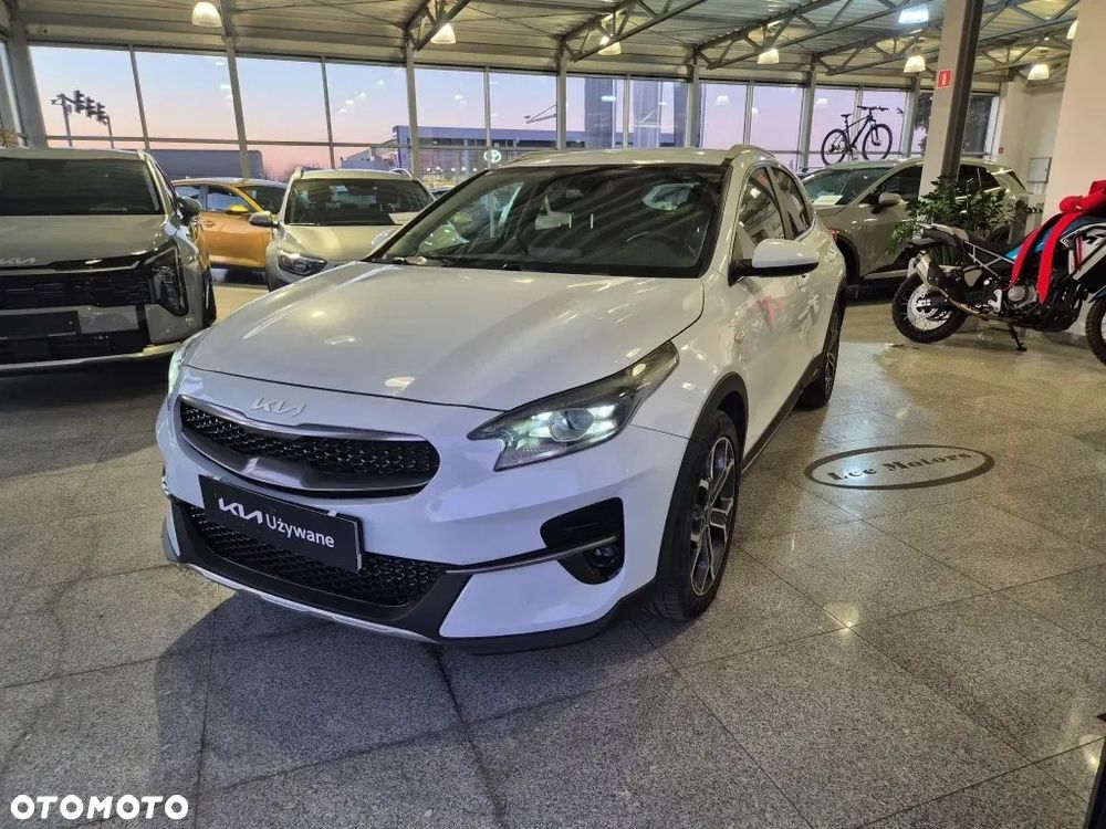 Kia XCeed 1.5 T-GDI M - 3