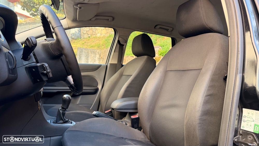 Ford Focus SW 1.6 TDCi Trend - 20
