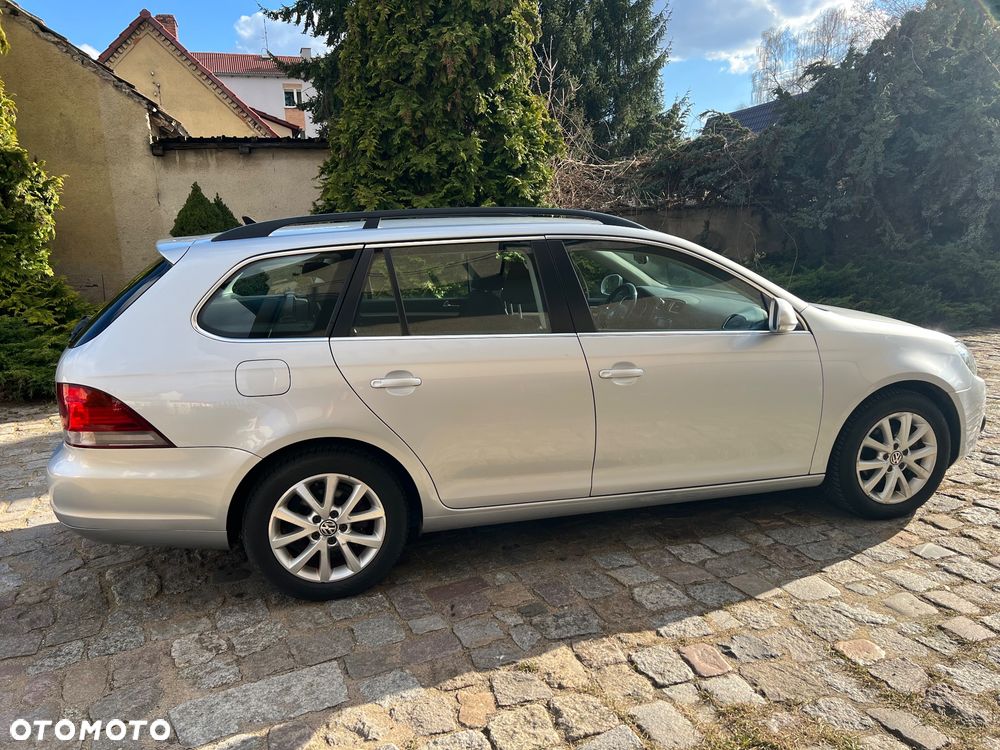 Volkswagen Golf 1.6 TDI DPF Highline - 7
