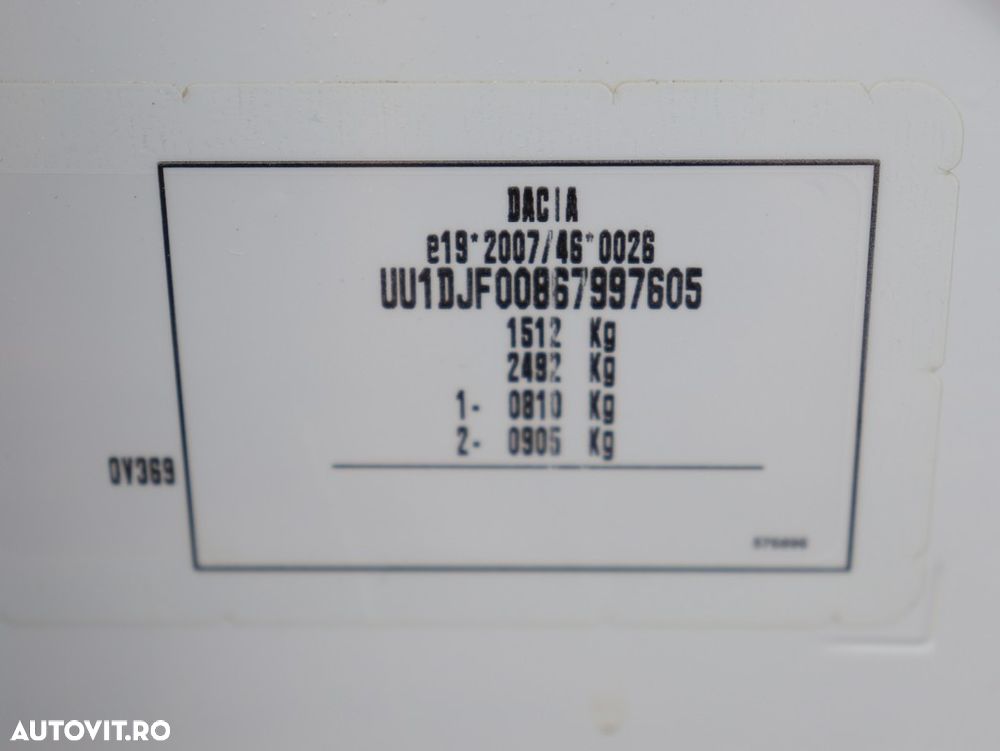 Dacia Logan SCe 65 Essential - 26