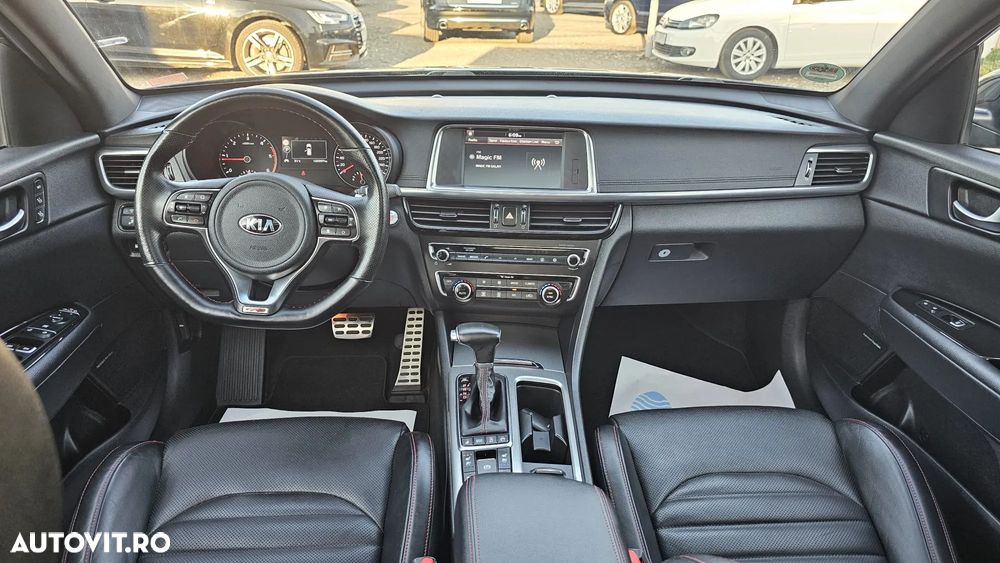 Kia Optima 1.7 DSL 7DCT GT Line - 14