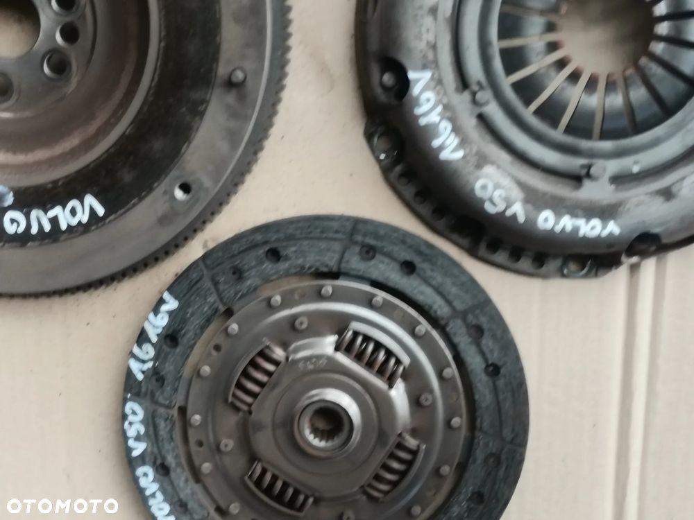 SPRZEGLO TARCZA DOCISK VOLVO S40 V50 C30 1.6 16V - 3