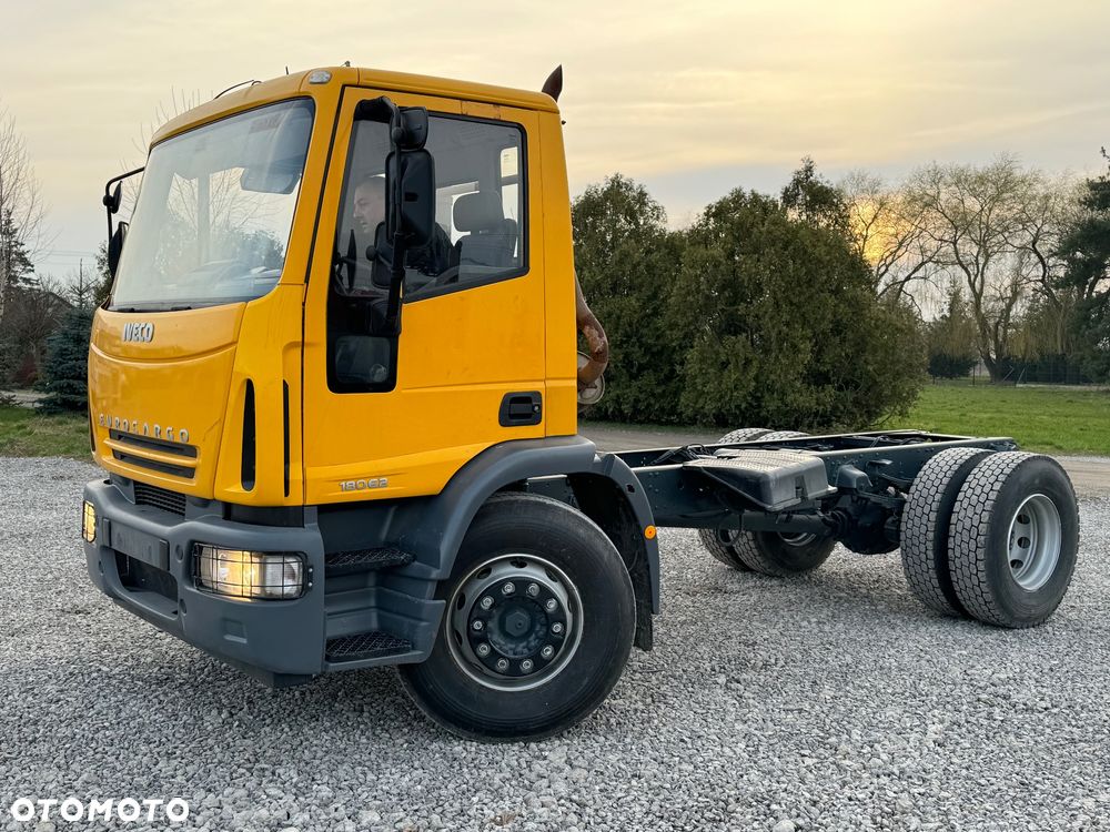 Iveco Eurocargo 1824 4x2 - 3