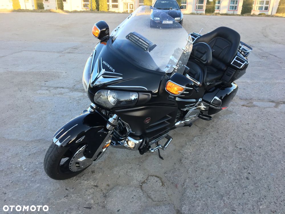 Honda GL - 4