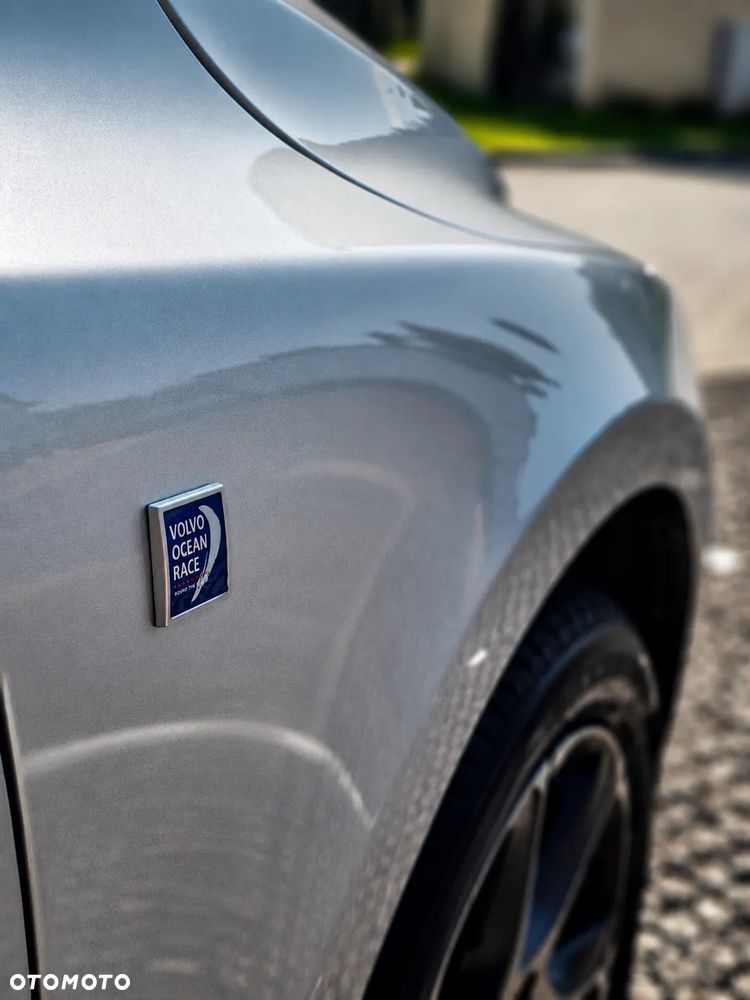 Volvo V40 T3 Drive-E R-Ocean Race - 21