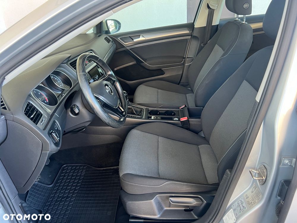 Volkswagen Golf 1.2 TSI BlueMotion Technology Comfortline - 13