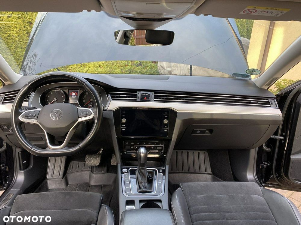 Volkswagen Passat 1.5 TSI EVO Elegance DSG - 17