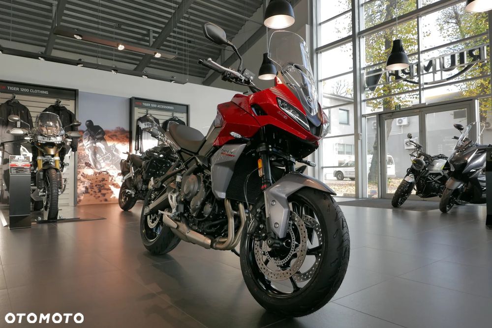 Triumph Tiger - 8