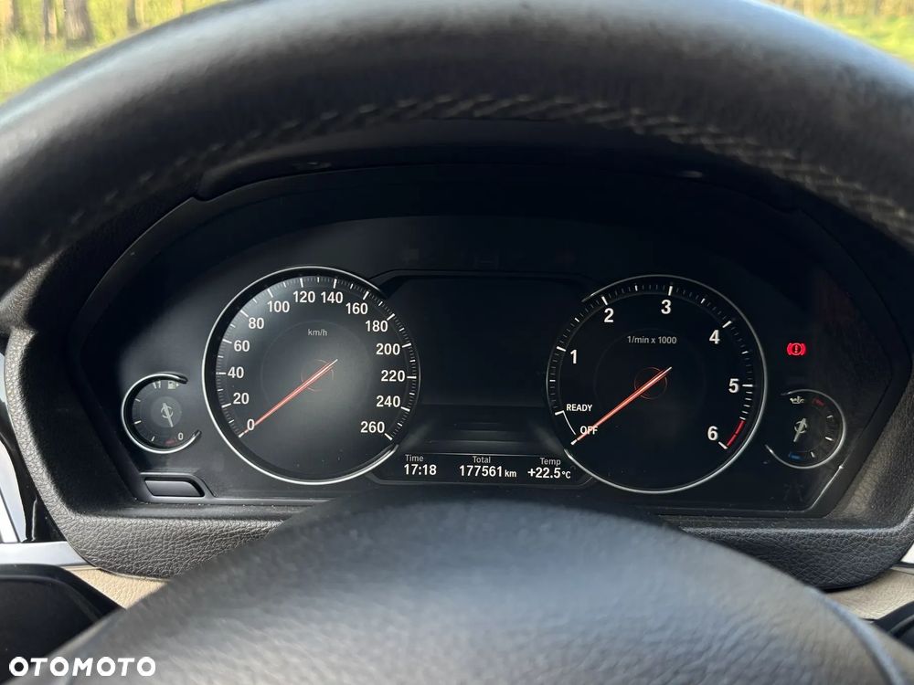 BMW 3GT ver-318d-luxury-line - 18