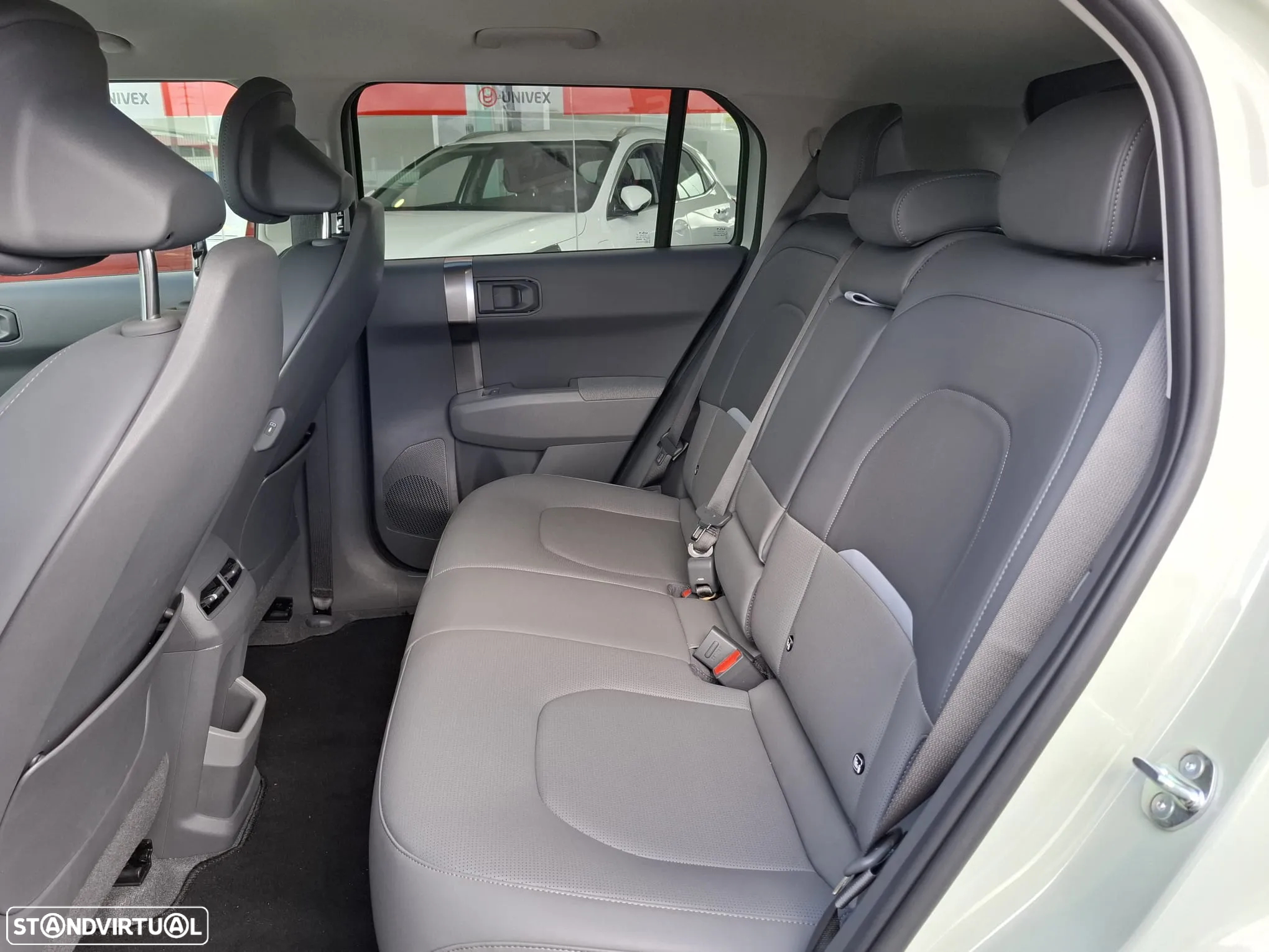 Kia EV3 81.4 kWh Tech - 30