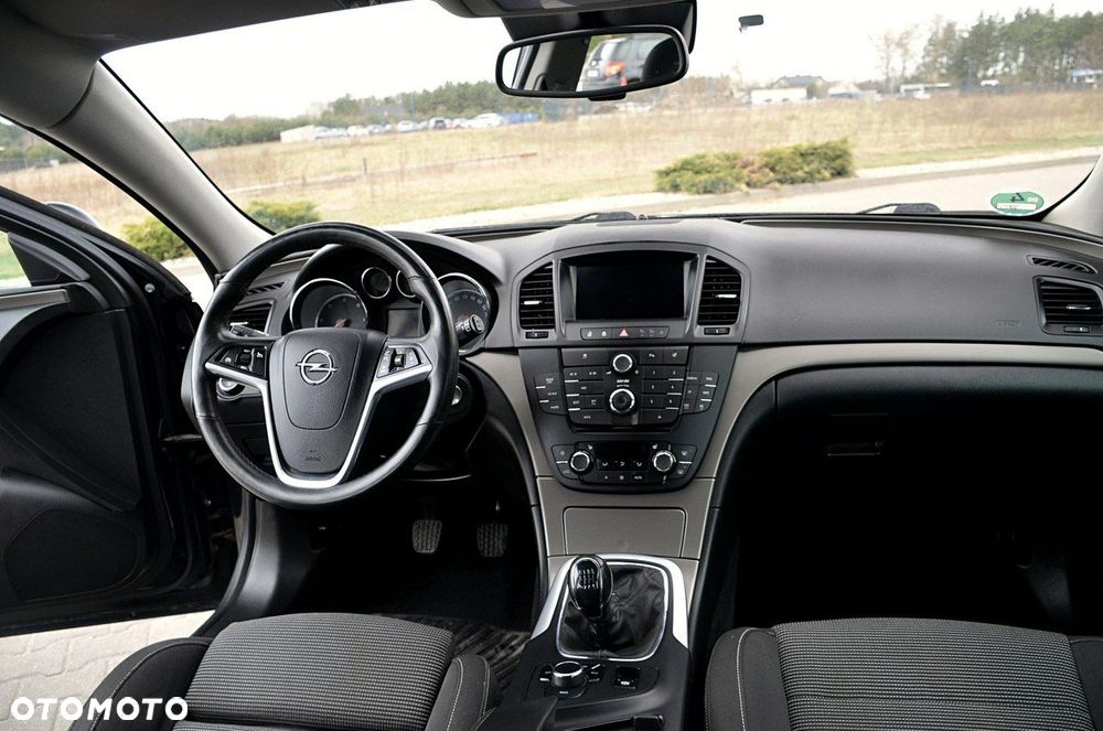 Opel Insignia - 15