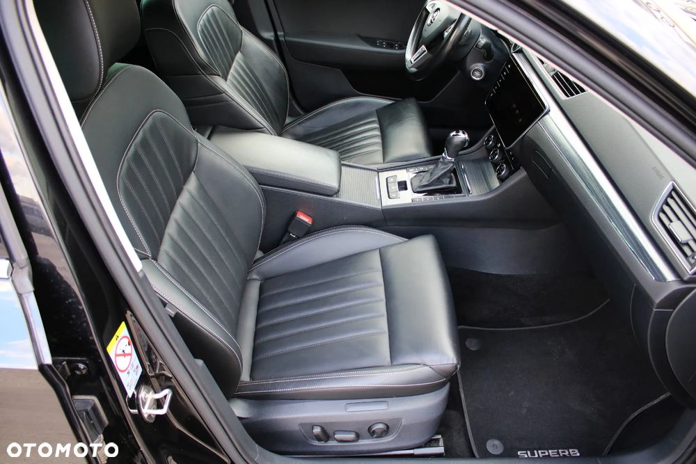 Skoda Superb 2.0 TDI 4x4 Style DSG - 24