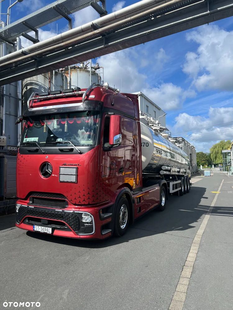 Mercedes-Benz Actros MP6 - 2