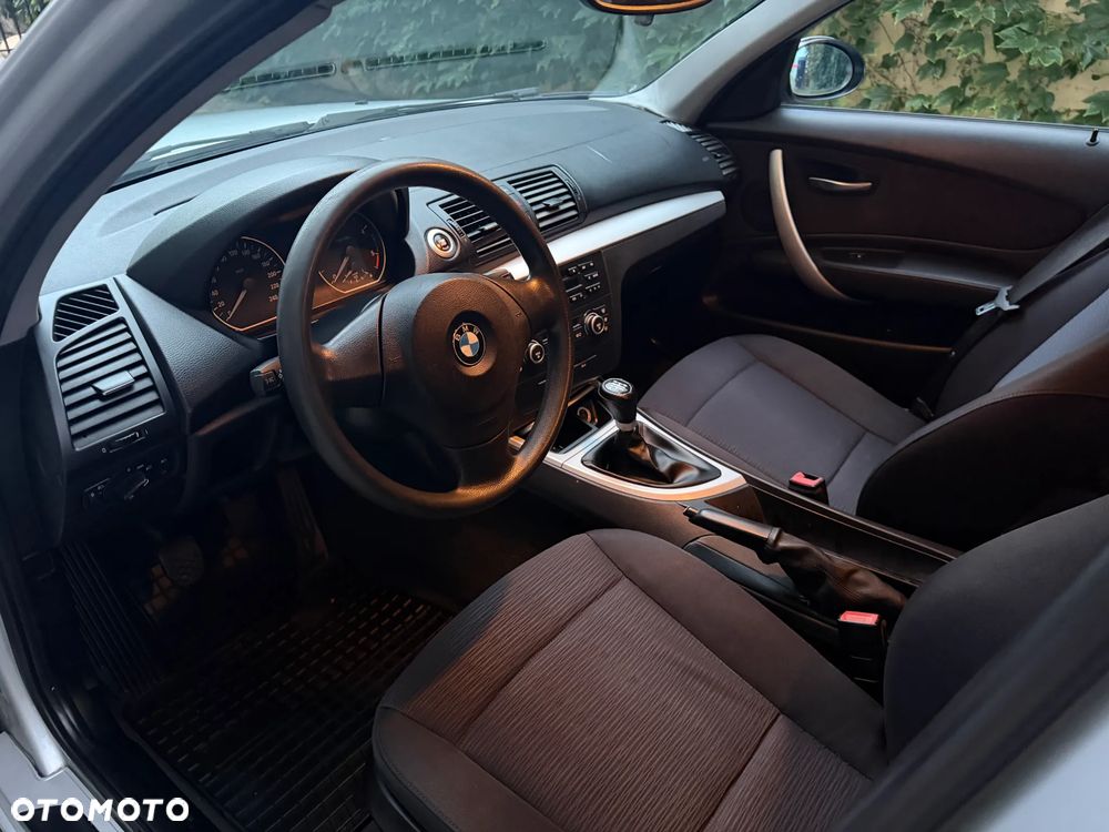 BMW Seria 1 118d - 7