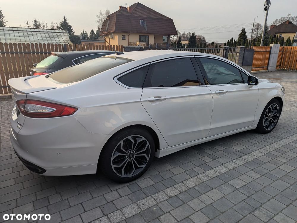 Ford Fusion - 5