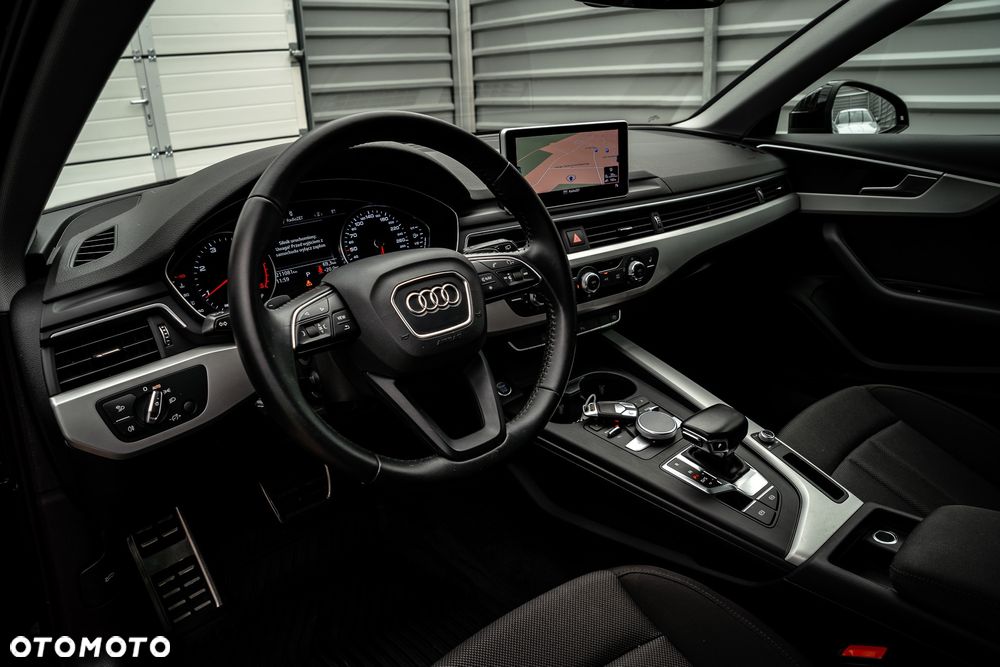 Audi A4 Avant 2.0 TDI Sport S tronic - 23
