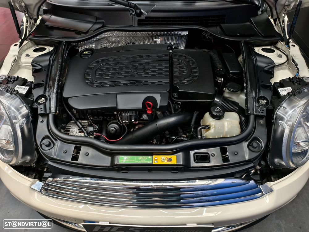 MINI Cabrio Cooper D - 23