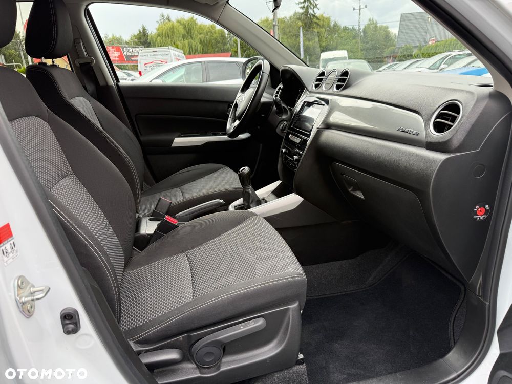Suzuki Vitara 1.6 Comfort 4WD - 20