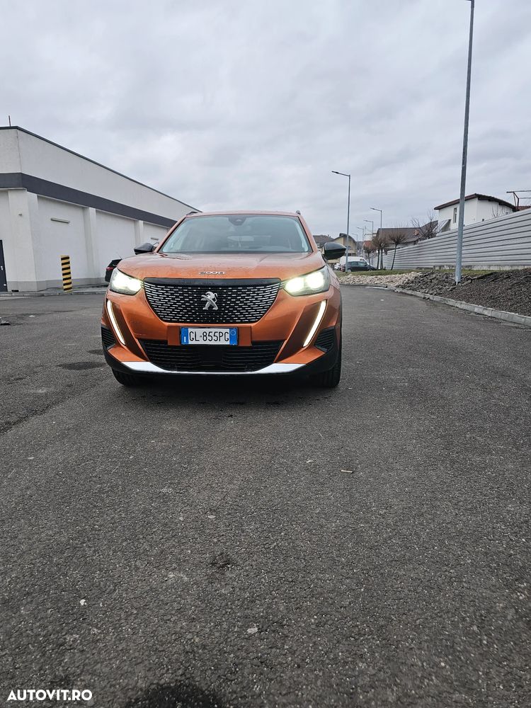 Peugeot 2008 1.5 BlueHDI 130 S&S EAT8 Allure - 3