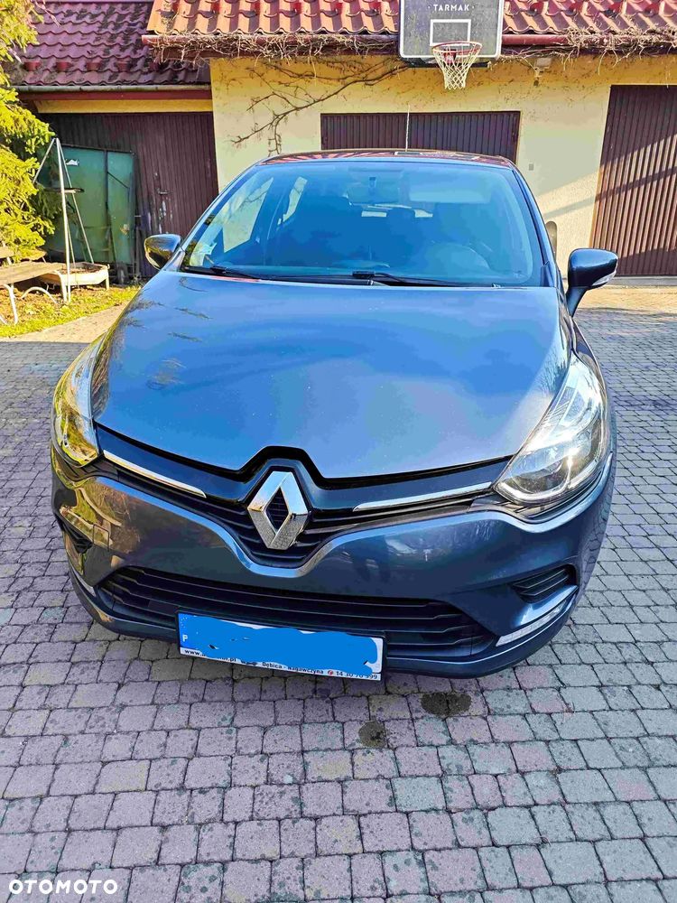 Renault Clio - 2