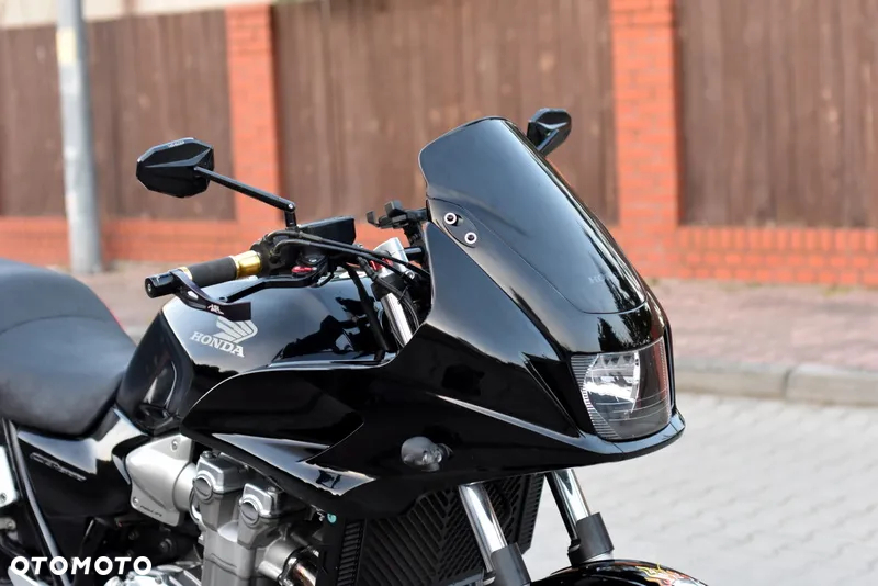 Honda CB - 4