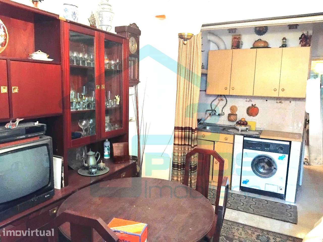 Venda apartamento T1 para reabilitação - Areeiro, Lisboa - Grande imagem: 2/12