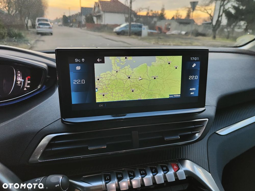 Peugeot 3008 BlueHDi 130 Stop & Start EAT8 Allure - 29