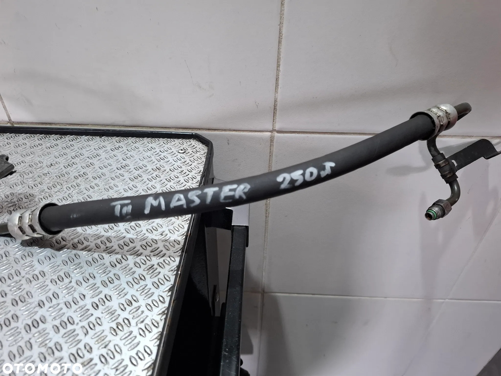Przewód wspomagania Master III Movano - 2