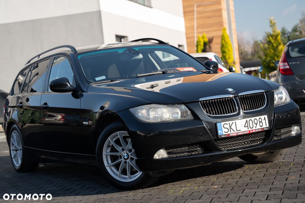 BMW Seria 3 320d DPF Edition Exclusive - 4