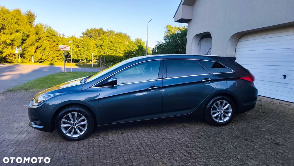 Hyundai i40 Kombi 1.7 CRDi Premium - 25