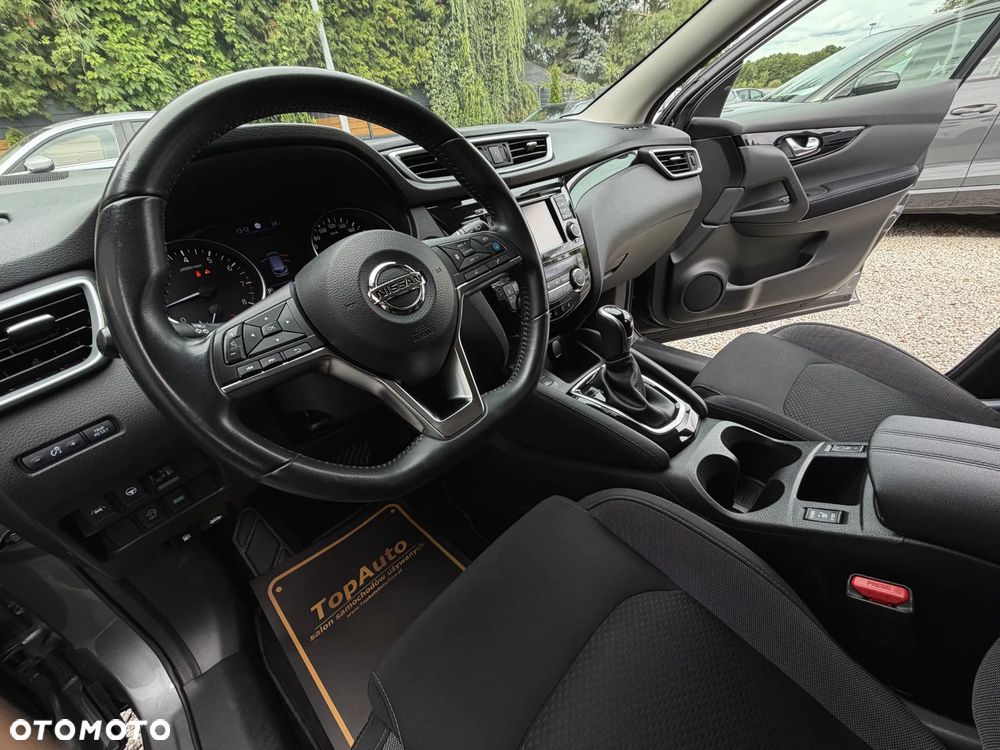 Nissan Qashqai 1.3 DIG-T DCT TEKNA - 19