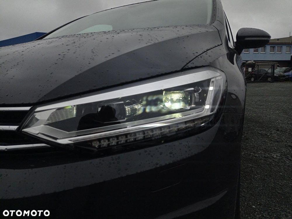 Volkswagen Touran 1.5 TSI EVO Highline DSG - 21