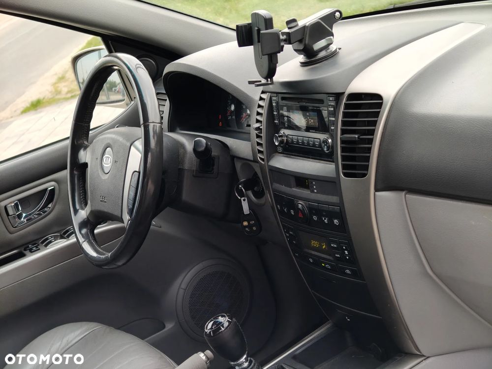 Kia Sorento 2.4 LX - 6